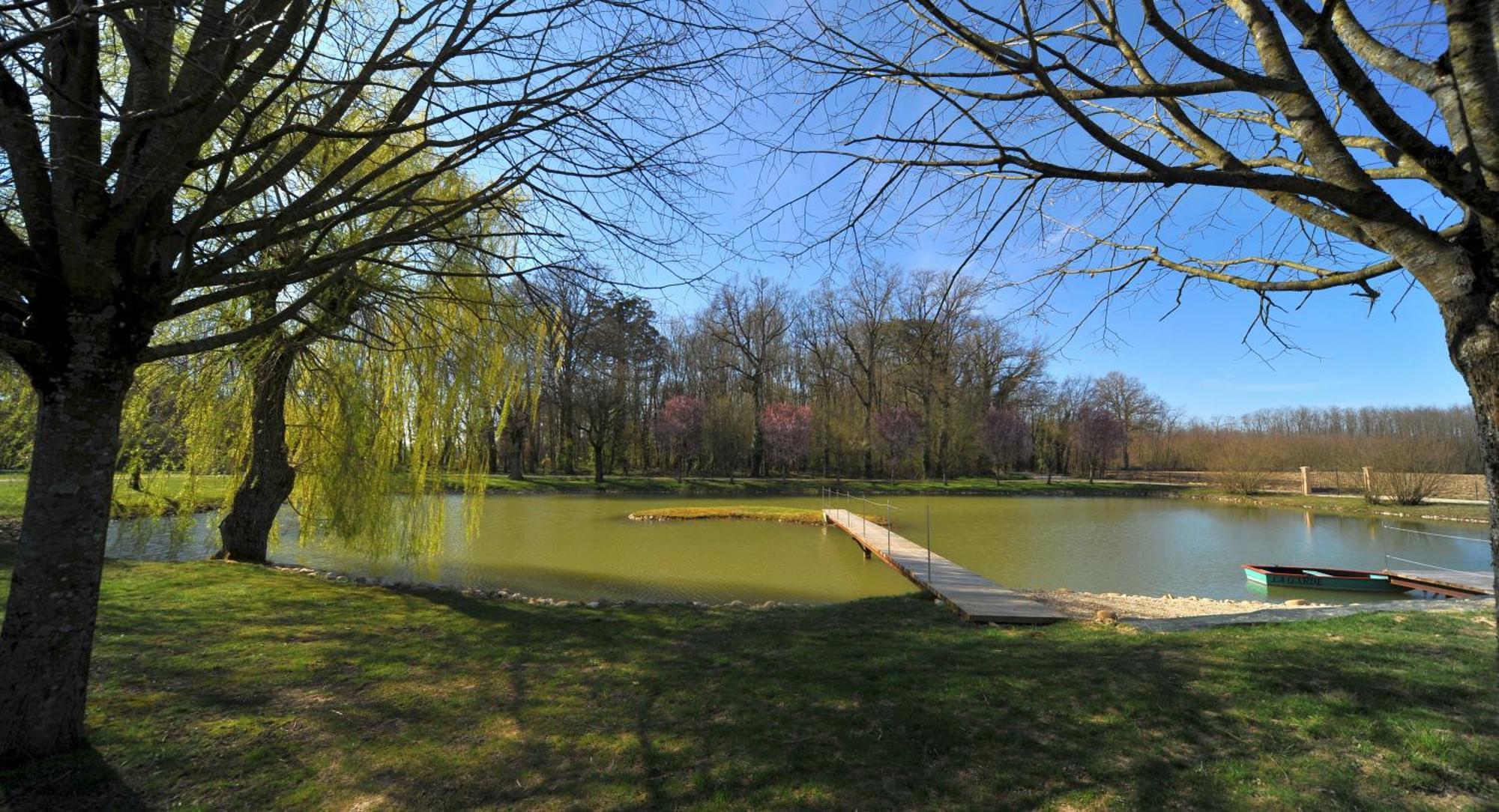 Domaine De La Garde Bed & Breakfast Vonnas Bagian luar foto